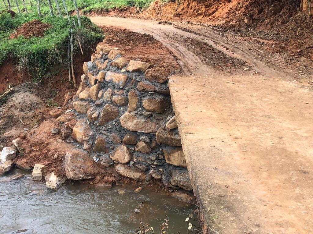 Obra concluída e acesso restaurado.