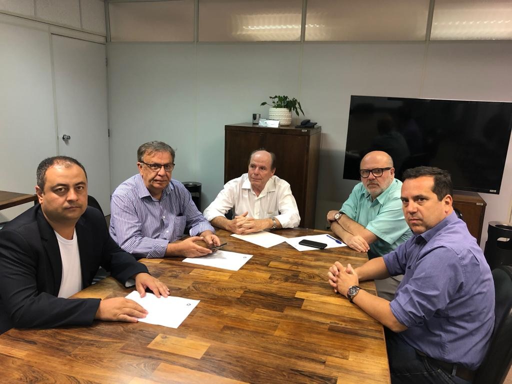 Reunião realizada no DER/MG