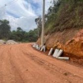 Prefeitura de Alagoa reinicia obras de pavimentação da estrada que liga o Centro da cidade até a divisa com o município de Aiuruoca
