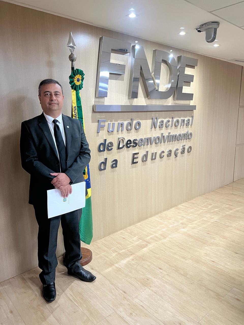 Prefeitura de Alagoa visita Fundo Nacional de Desenvolvimento da Educação em Brasília/DF